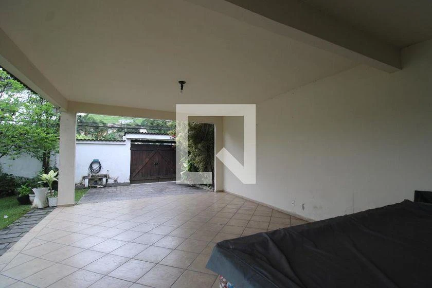 House, 370 m², with a grill on the balcony — photo 20