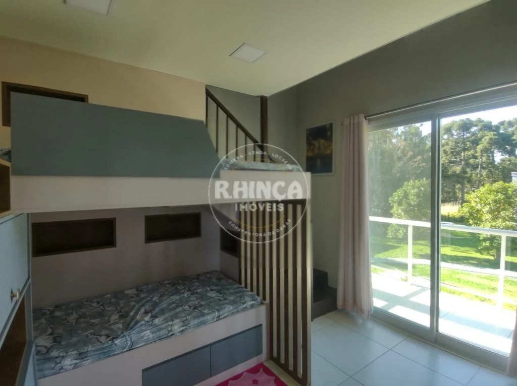 Furnished house with open-plan kitchen and 4 bedrooms — photo 11