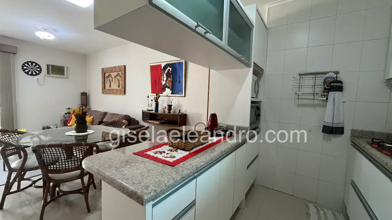Furnished 2-bedroom apartment with 3 bathrooms — photo 19