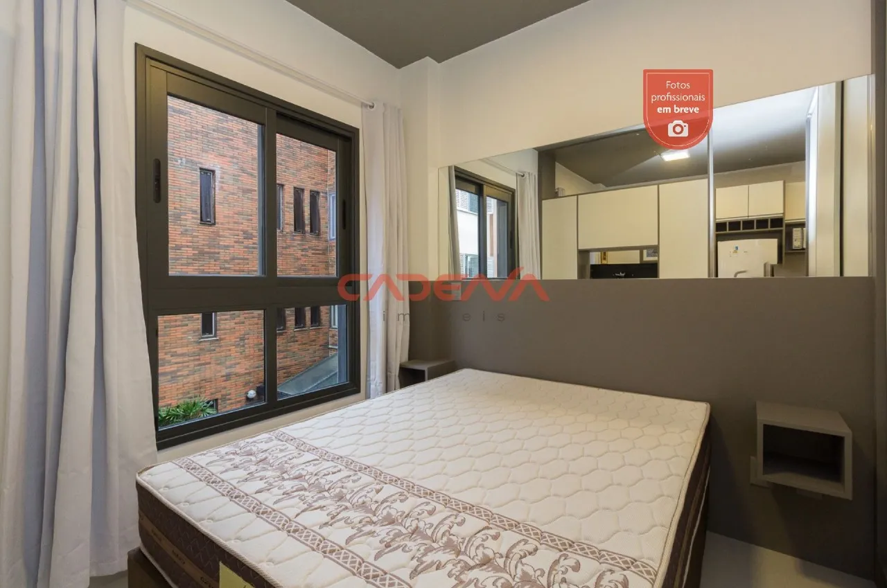 One-bedroom apartment in a building with a coworking space — photo 12
