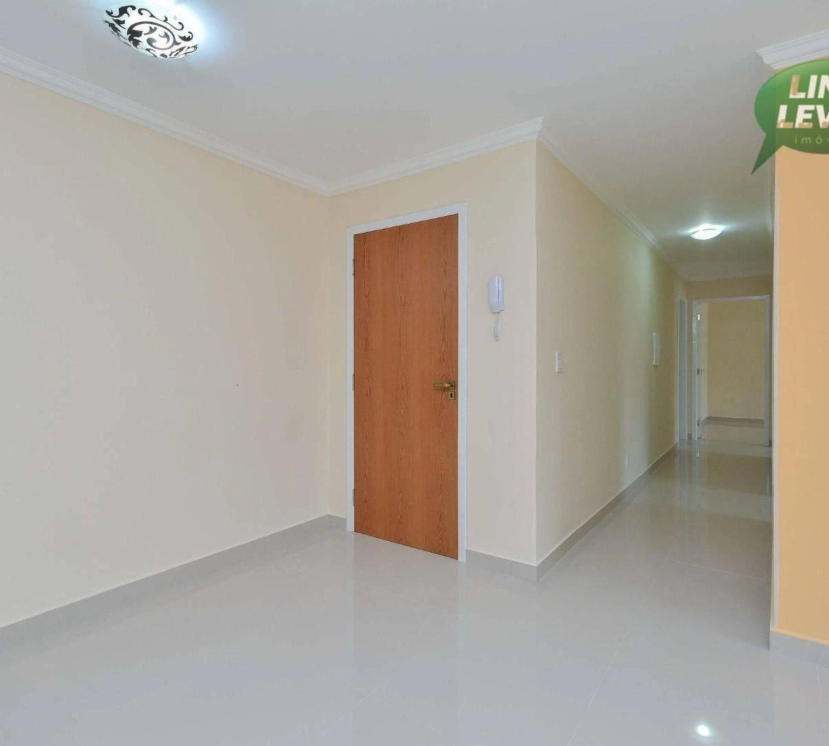 Apartamento de 3 quartos com máquina de lavar, Bacacheri — photo 16