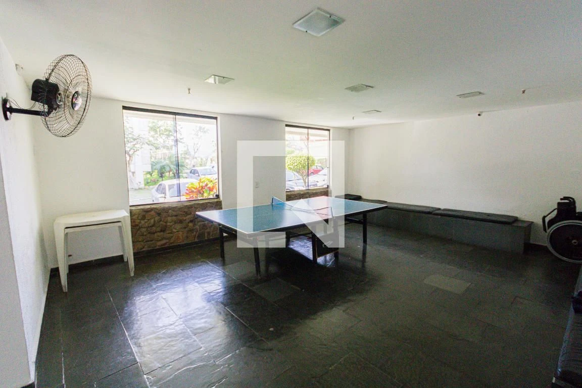 Furnished apartment with 2 bedrooms and a balcony — photo 32