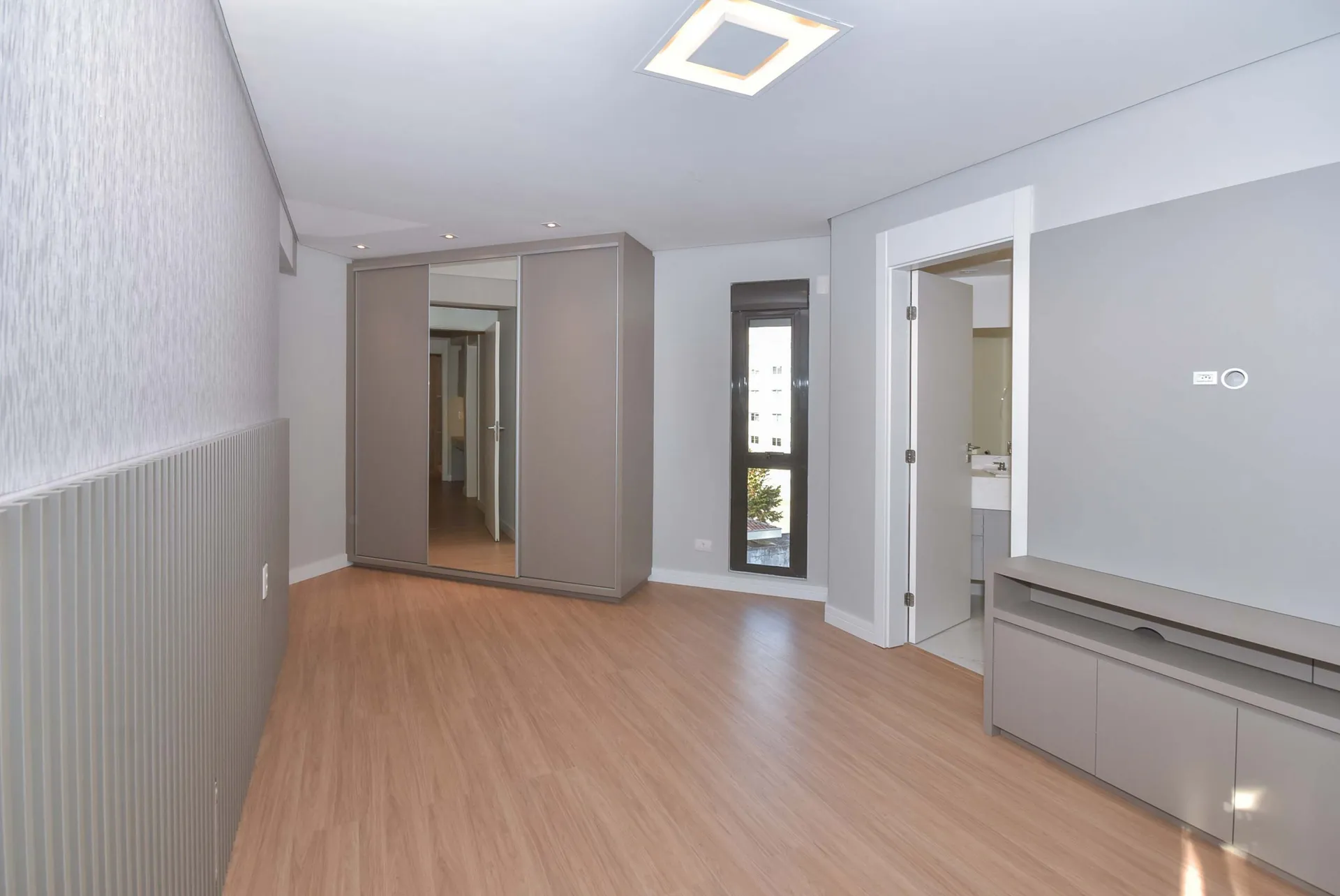 3-bedroom apartment with 182 m² and 2 parking spaces — photo 31
