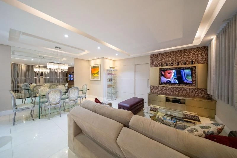 Furnished 3-bedroom home with 3 en-suites