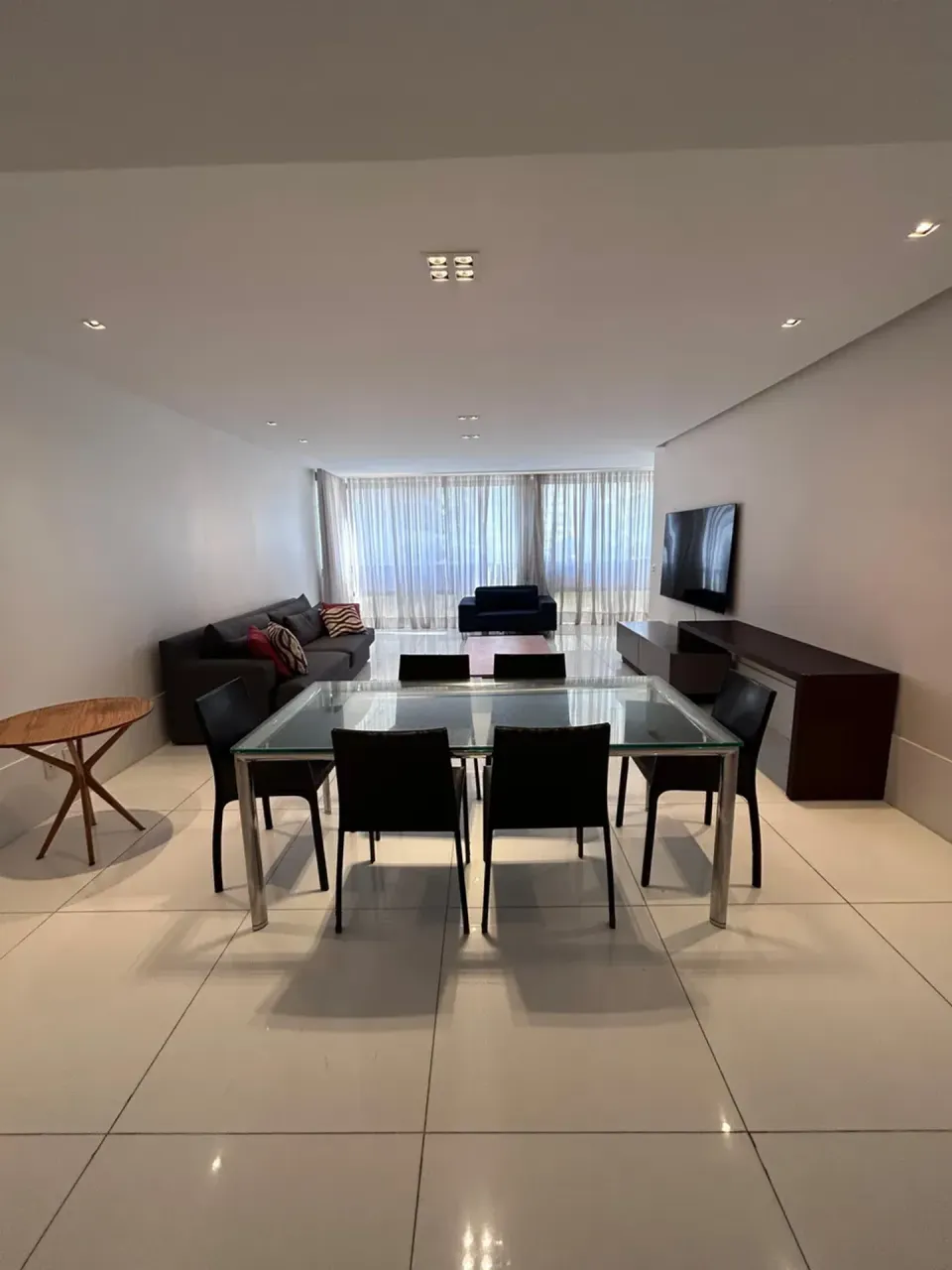 Furnished 2-bedroom apartment with 2 bathrooms — photo 12