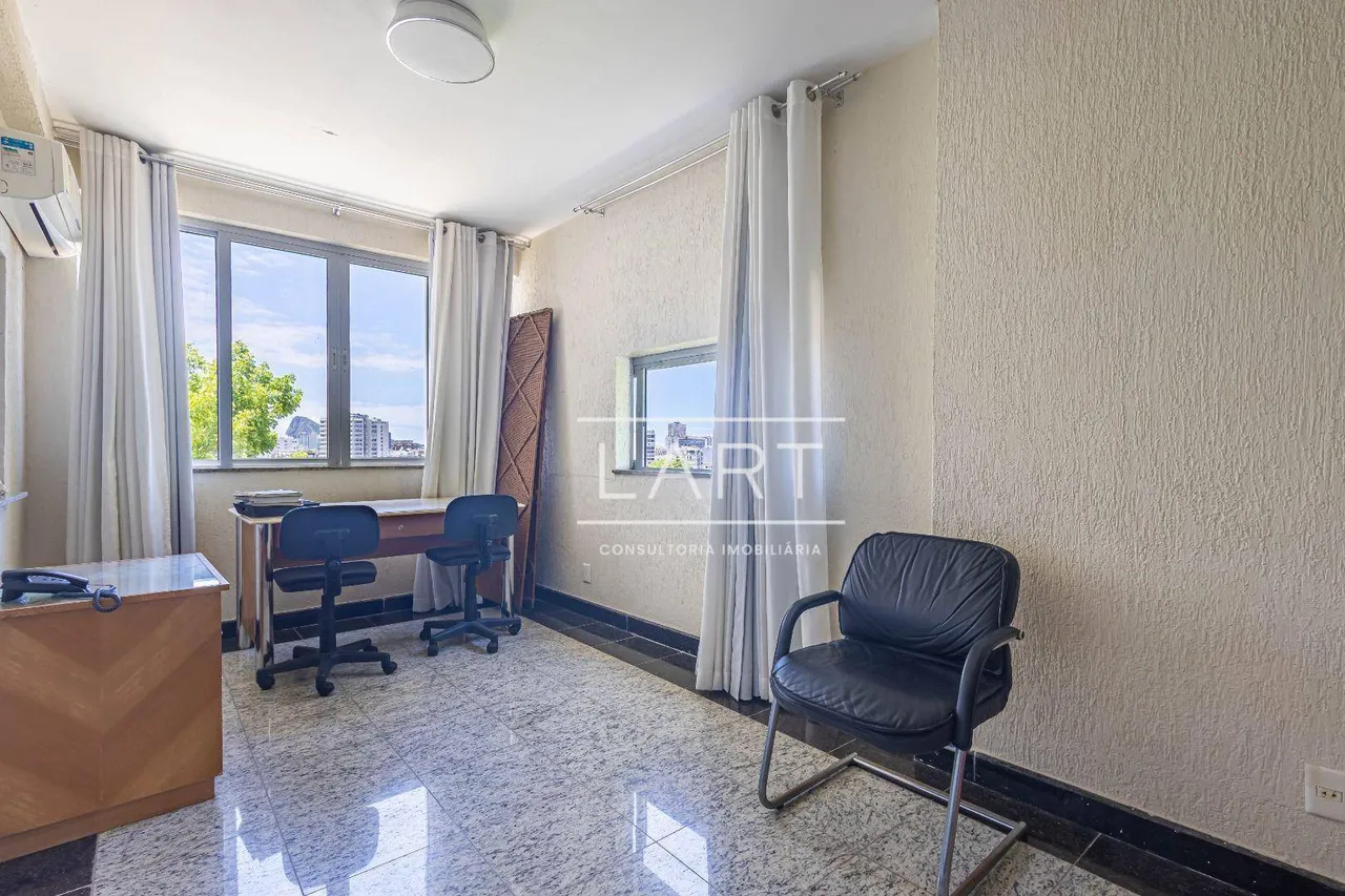 5-bedroom house with city and mountain views, 1250 m² — photo 6
