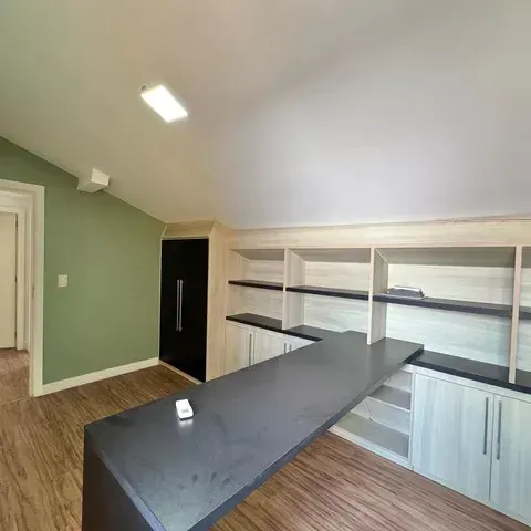 6 quartos e espaço de home office: casa de 550 m² — photo 23