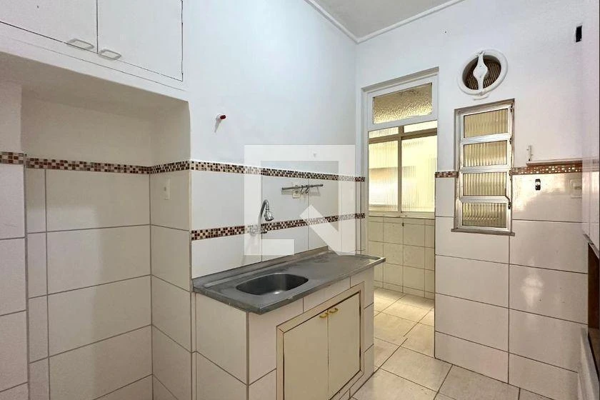 Apartamento, 62 m², com piso de madeira ou laminado — photo 2