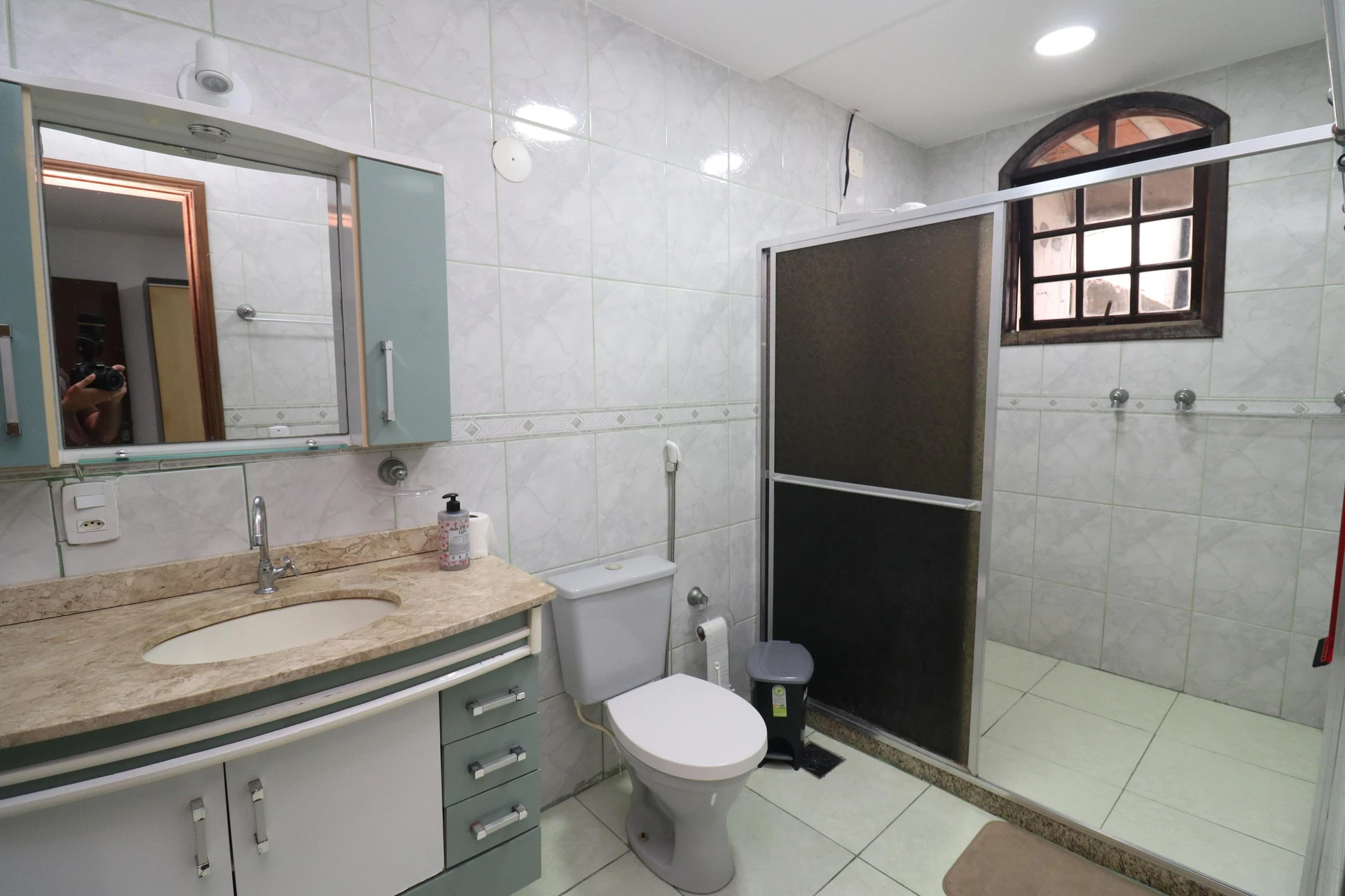 House with 4 suites and 3 parking spaces with private garden — photo 21
