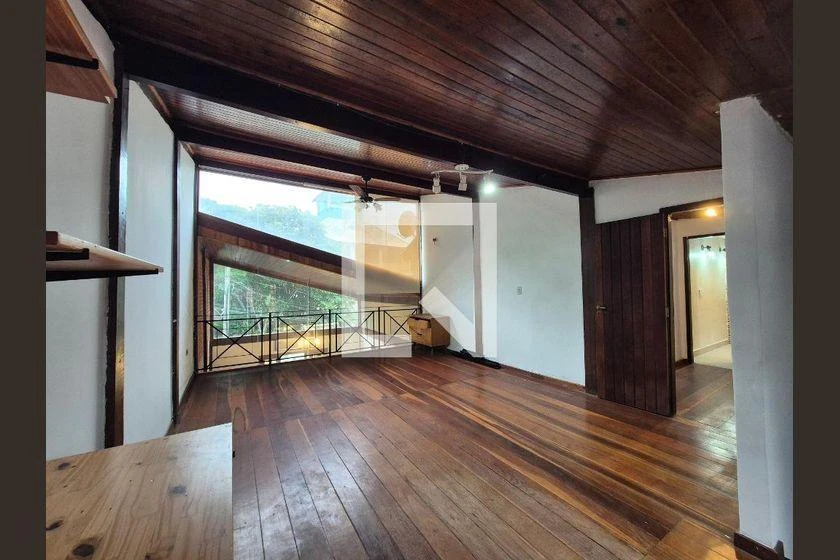 3-bedroom house with a home office — photo 18