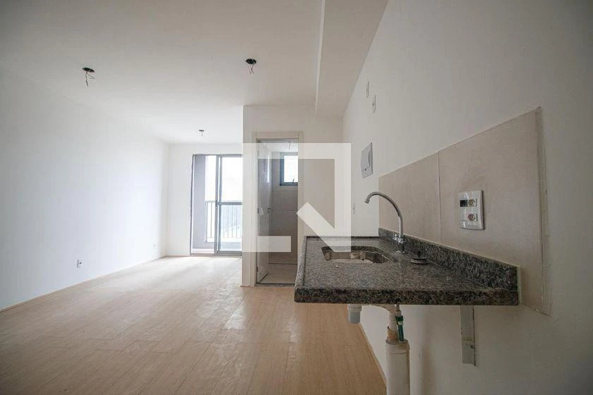Apartment, 32 m², with wood or laminate floors — photo 16
