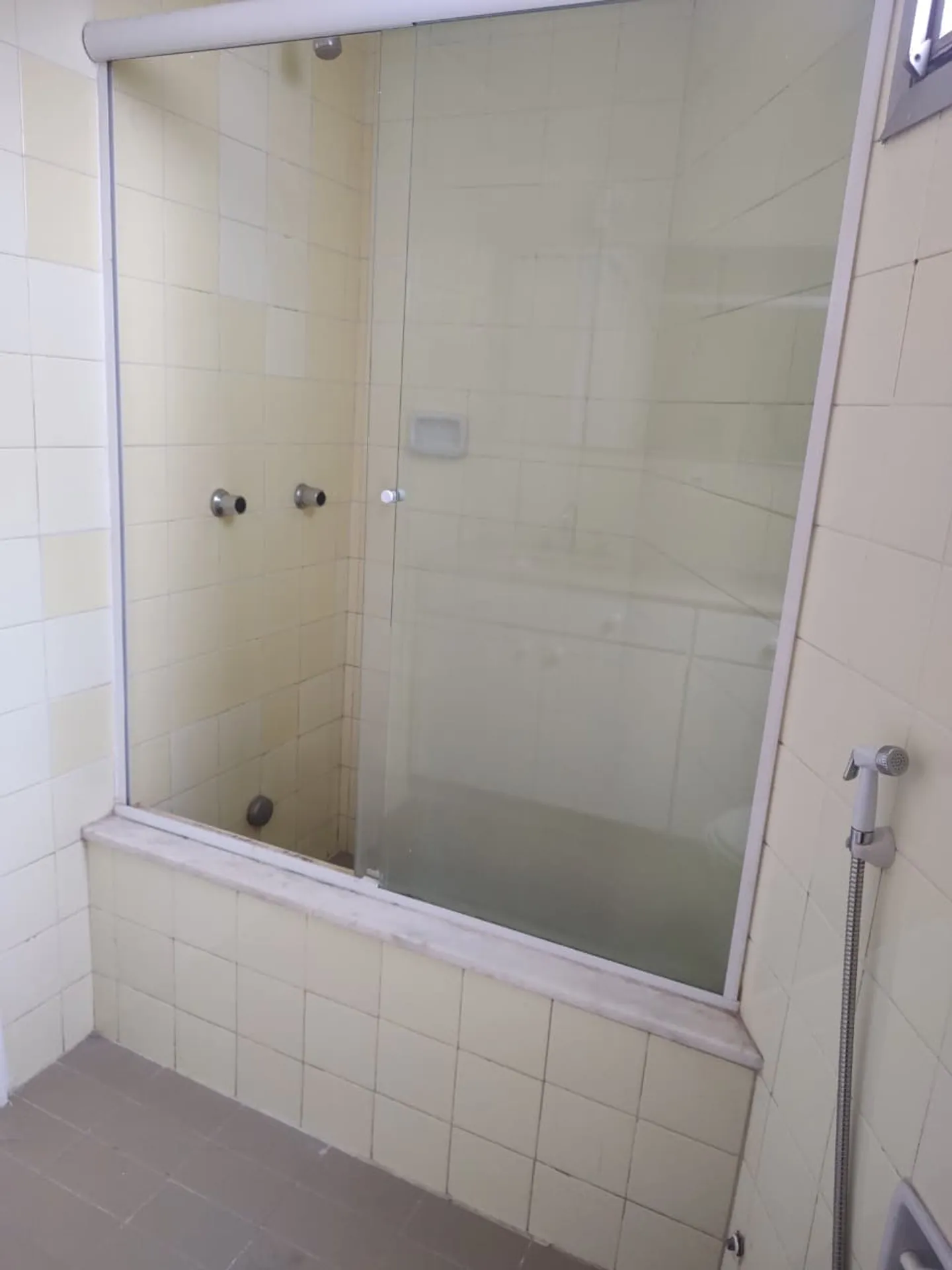 Rental apartment with 96 m², 2 bedrooms and 2 bathrooms — photo 20