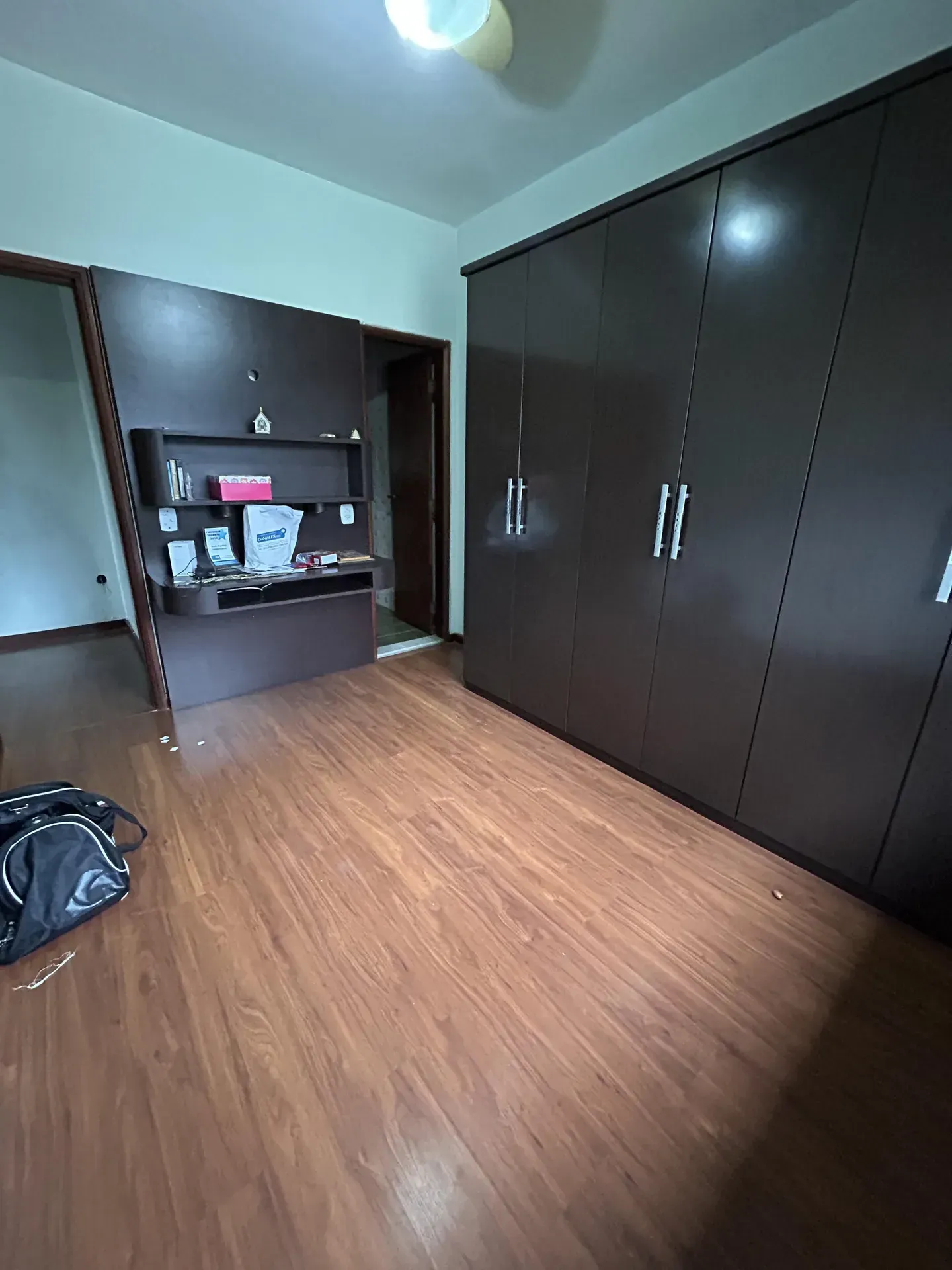 Casa com 4 quartos e 4 banheiros com box de vidro — photo 20
