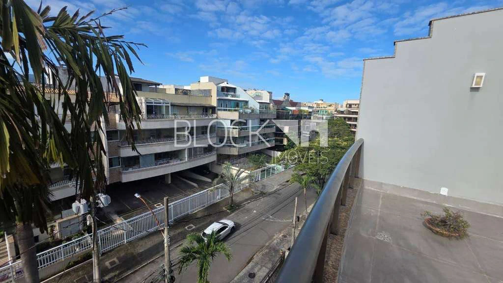 Furnished 400 m² apartment with 3 en-suite suites — photo 23
