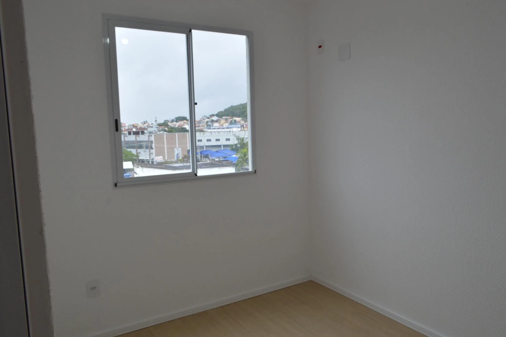Mountain view in a 2-bedroom apartment, 52 m² — photo 30