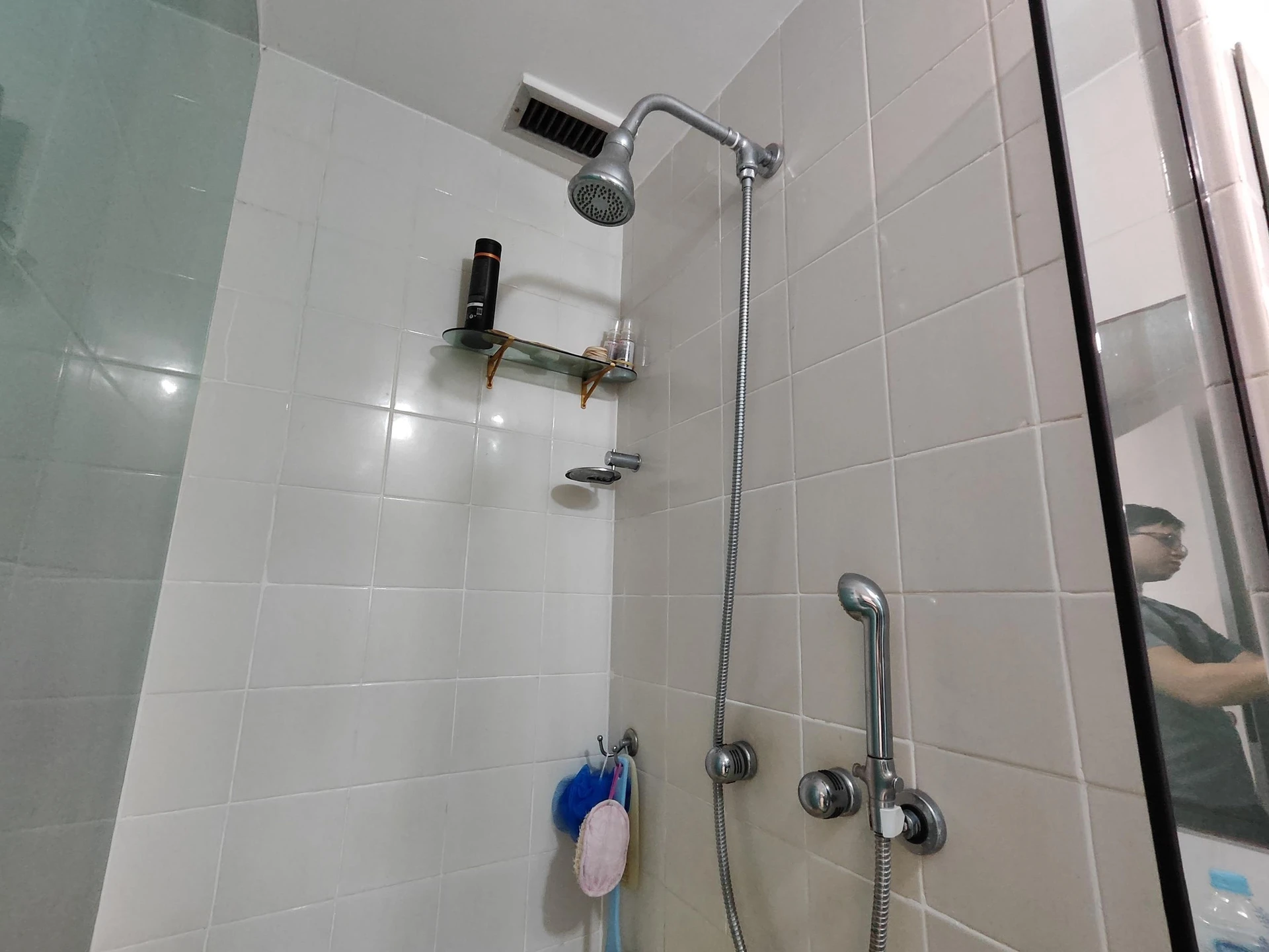 Apartamento mobiliado com 2 quartos em suíte e varanda — photo 33