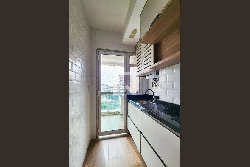 Apartment, 66 m², with a glass-enclosed balcony — photo 41