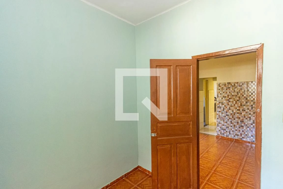 Unfurnished house with 2 bedrooms and private garden — photo 36