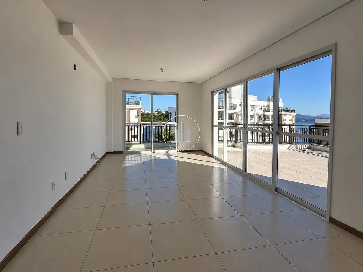Unfurnished apartment with 3 en-suite bedrooms — photo 8