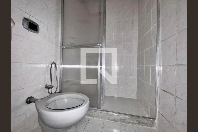 Rental apartment with 3 bedrooms and 1 parking spot — photo 33