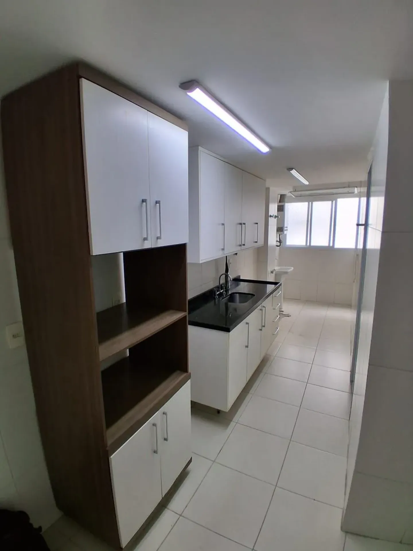 107 m² apartment with 4 bedrooms and 2 parking spaces — photo 4