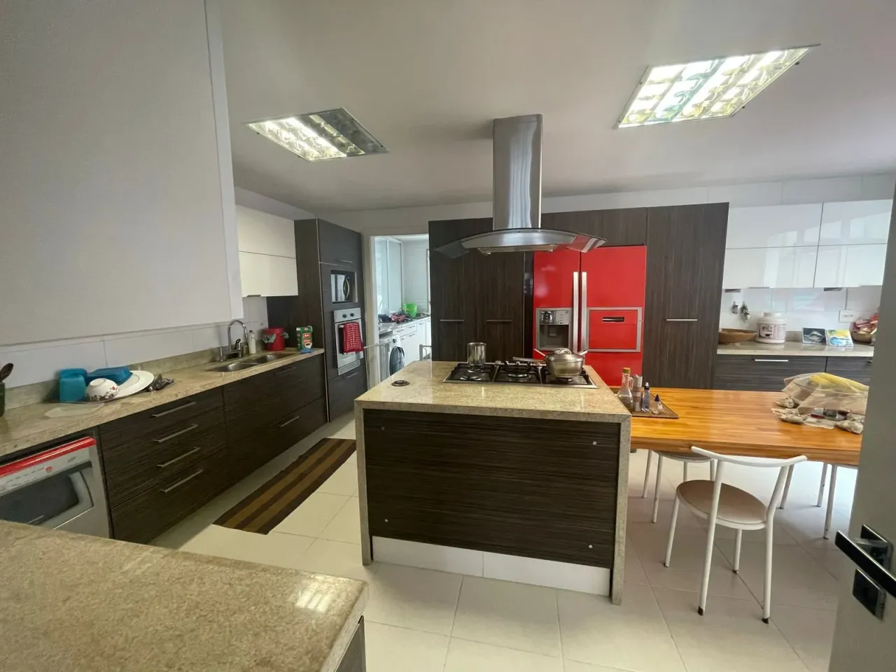 Furnished triplex house with 3 suites and open-plan kitchen — photo 2