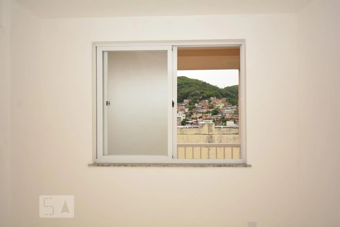 Apartamento com vista para as montanhas, Vaz Lobo — photo 7