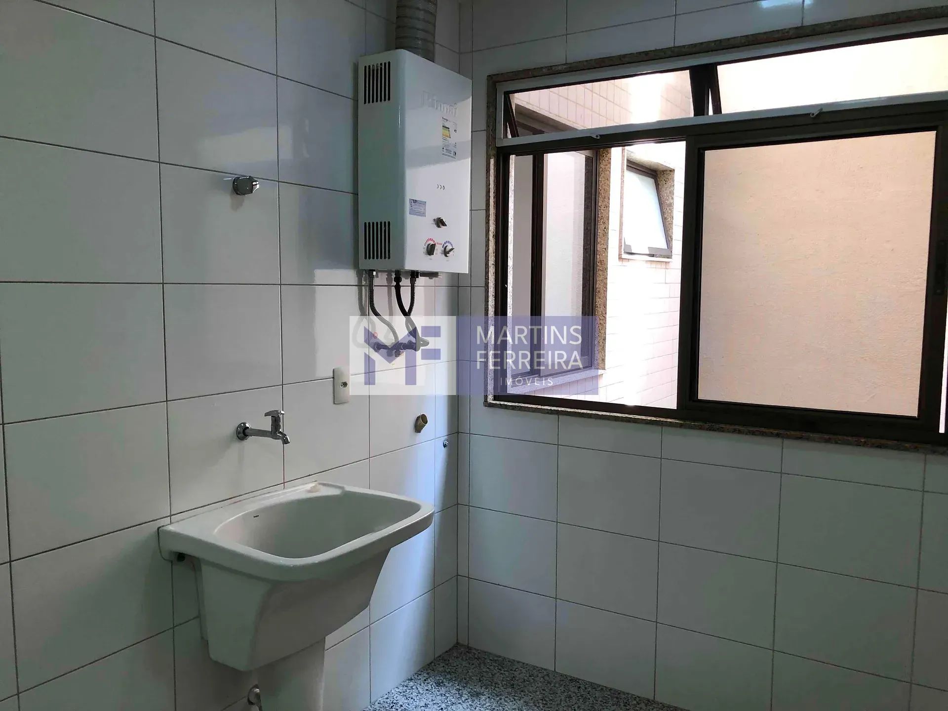 Apartamento no 1º andar com varanda envidraçada — photo 11