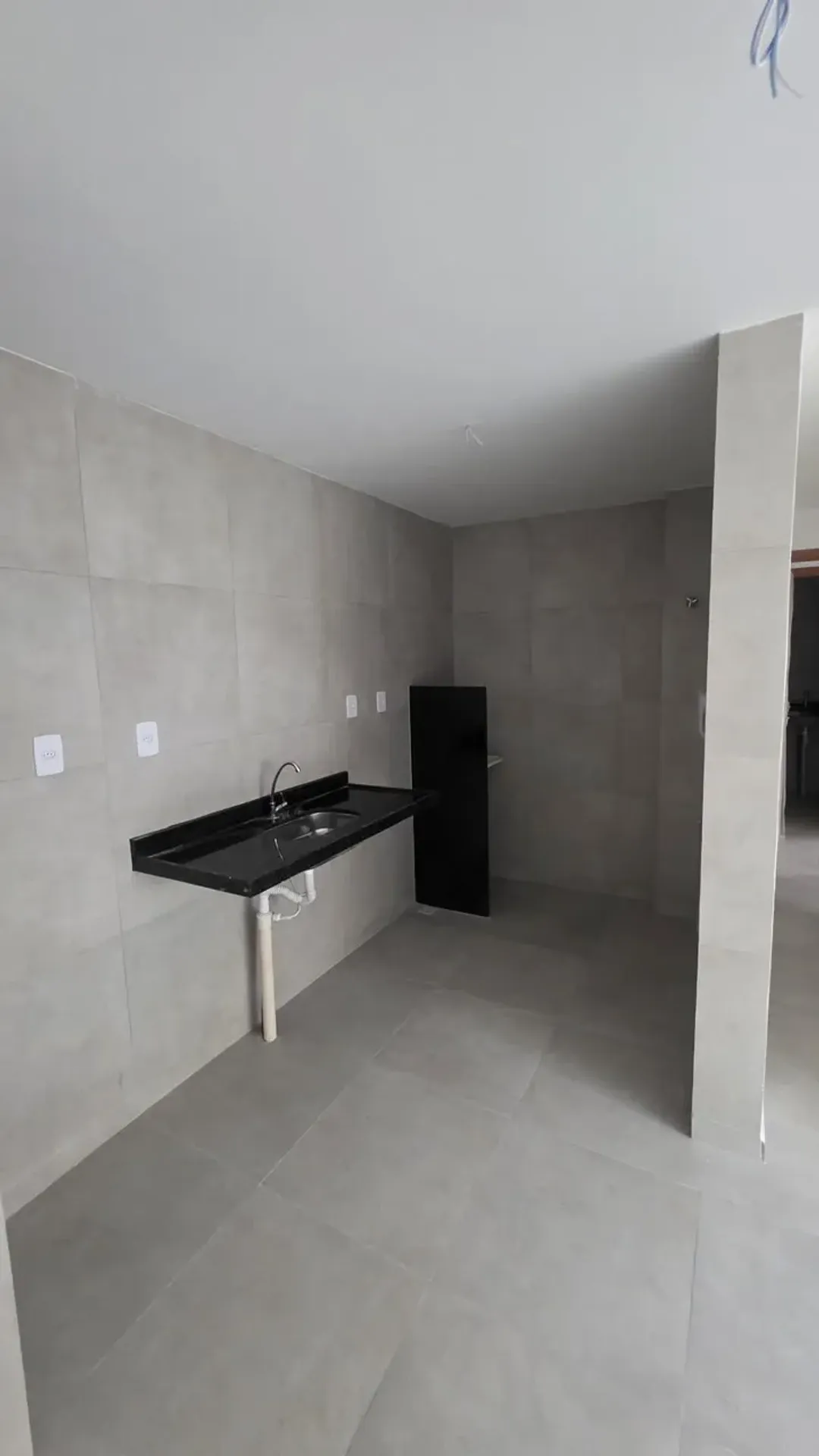 2-bedroom apartment on the 2nd floor with an en-suite — photo 2