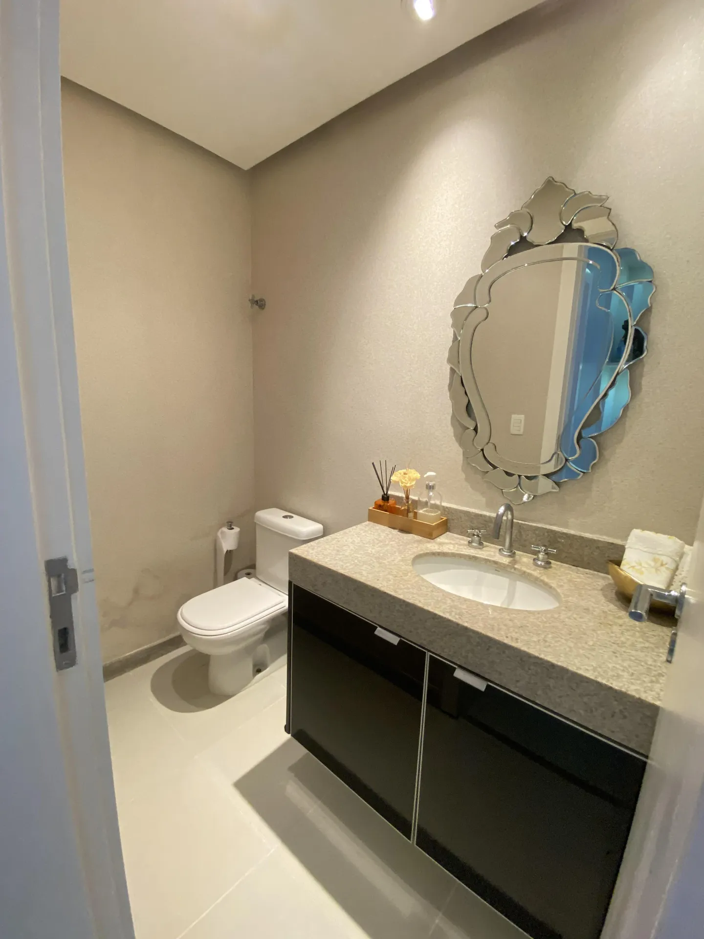 Casa de condomínio com 5 quartos e 500 m² — photo 20