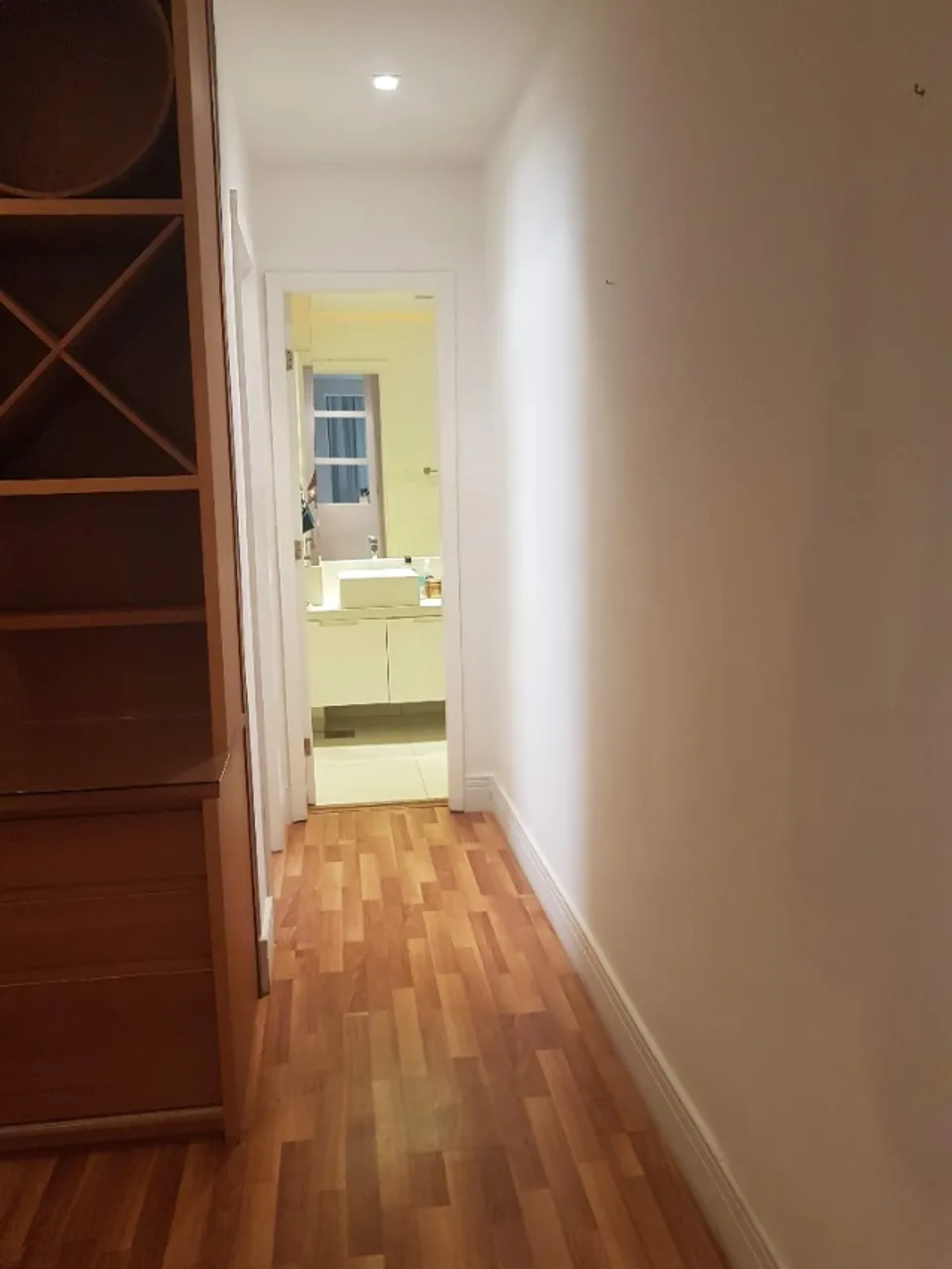 2-bedroom apartment with a walk-in closet — photo 12
