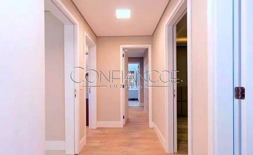 Apartment with 4 bedrooms and 2 en-suite suites — photo 20
