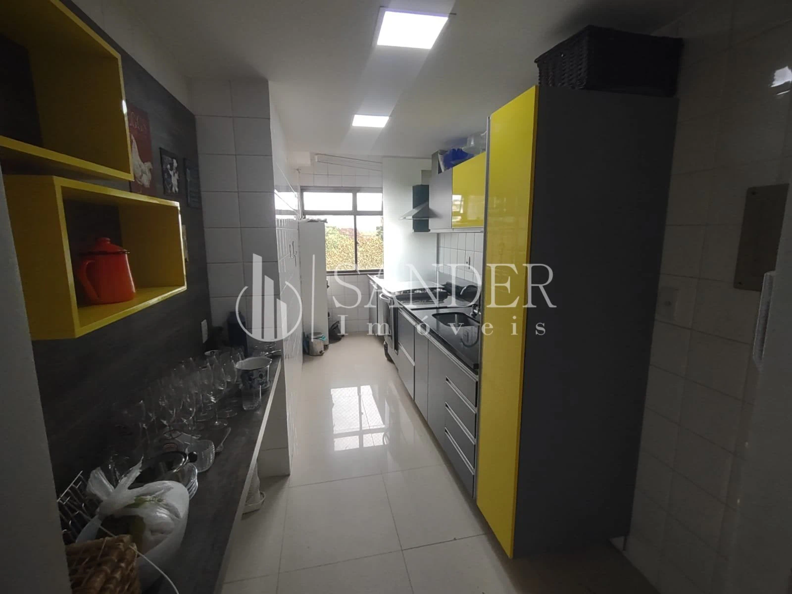 Apartamento mobiliado de 75 m² com 2 quartos e varanda — photo 2