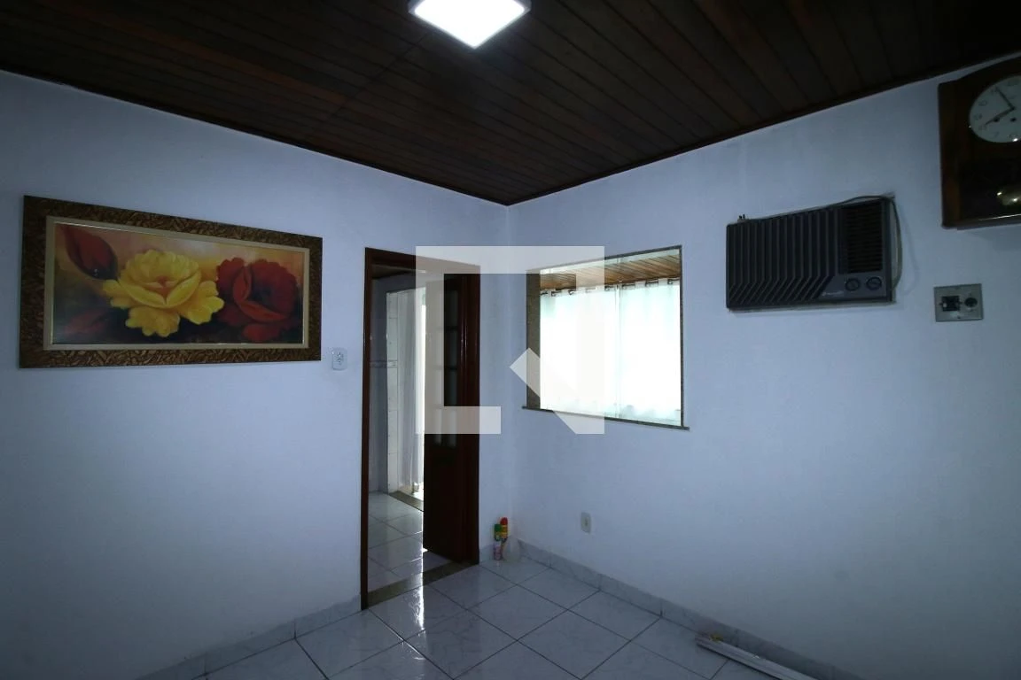 Unfurnished house for rent with 4 bedrooms and private garden — photo 21
