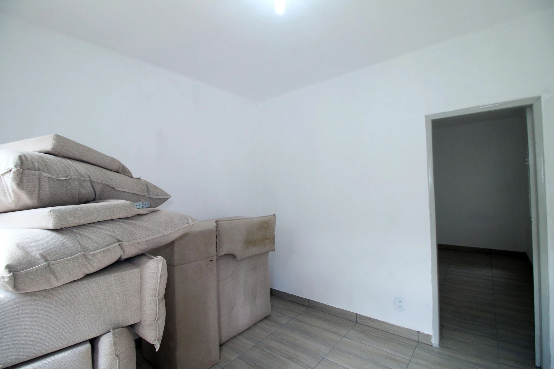 Casa de 35 m² e 1 quarto, Vigário Geral — photo 14