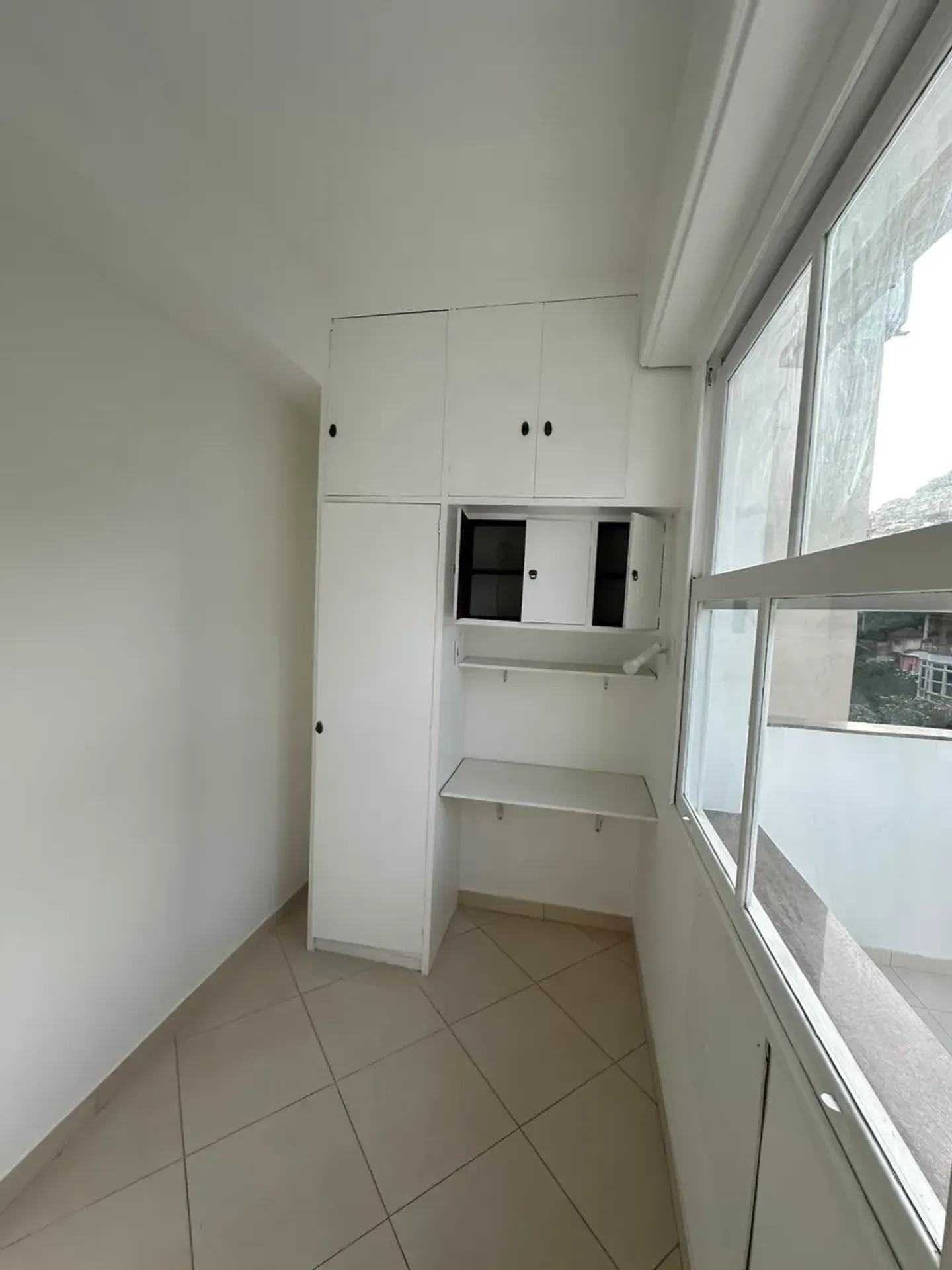 Apartment with 2 bedrooms, 2 bathrooms and balcony — photo 41