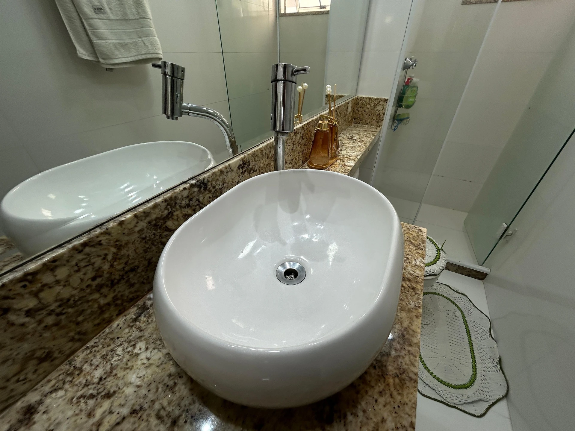 2-bedroom apartment with a mountain view in Rio de Janeiro — photo 64