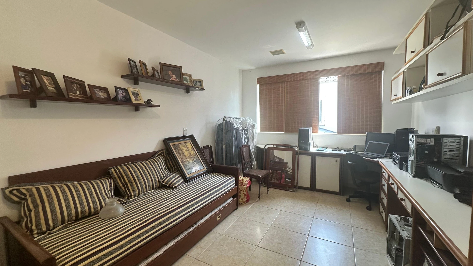 Casa mobiliada em condomínio com 5 quartos e quintal — photo 66