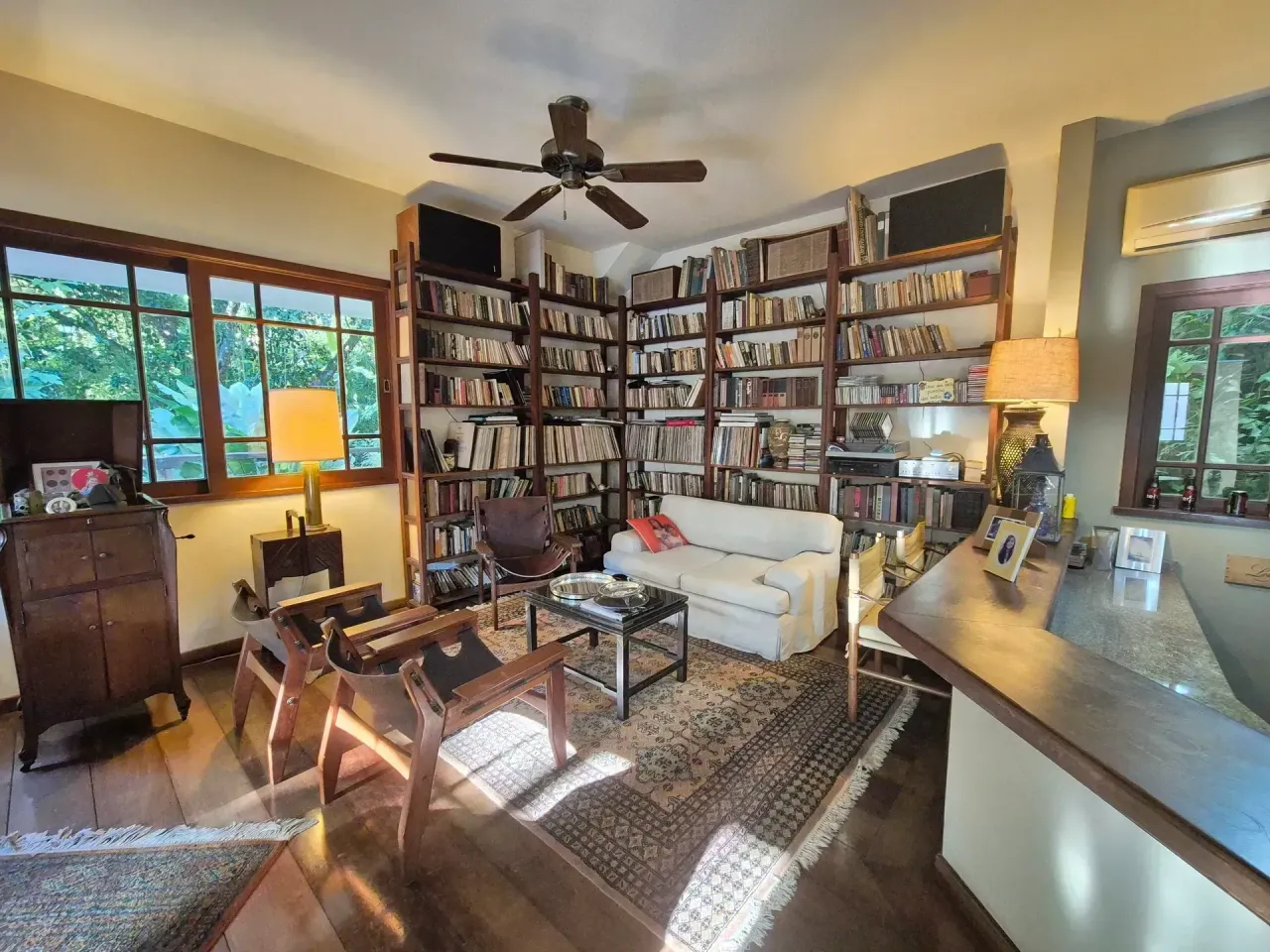 Furnished house with 5 bedrooms and 5 bathrooms — photo 12