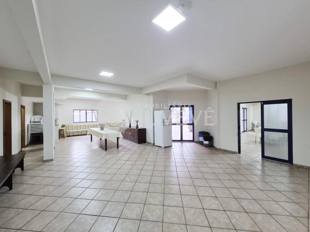 Furnished 3-bedroom apartment with enclosed balcony grill — photo 18