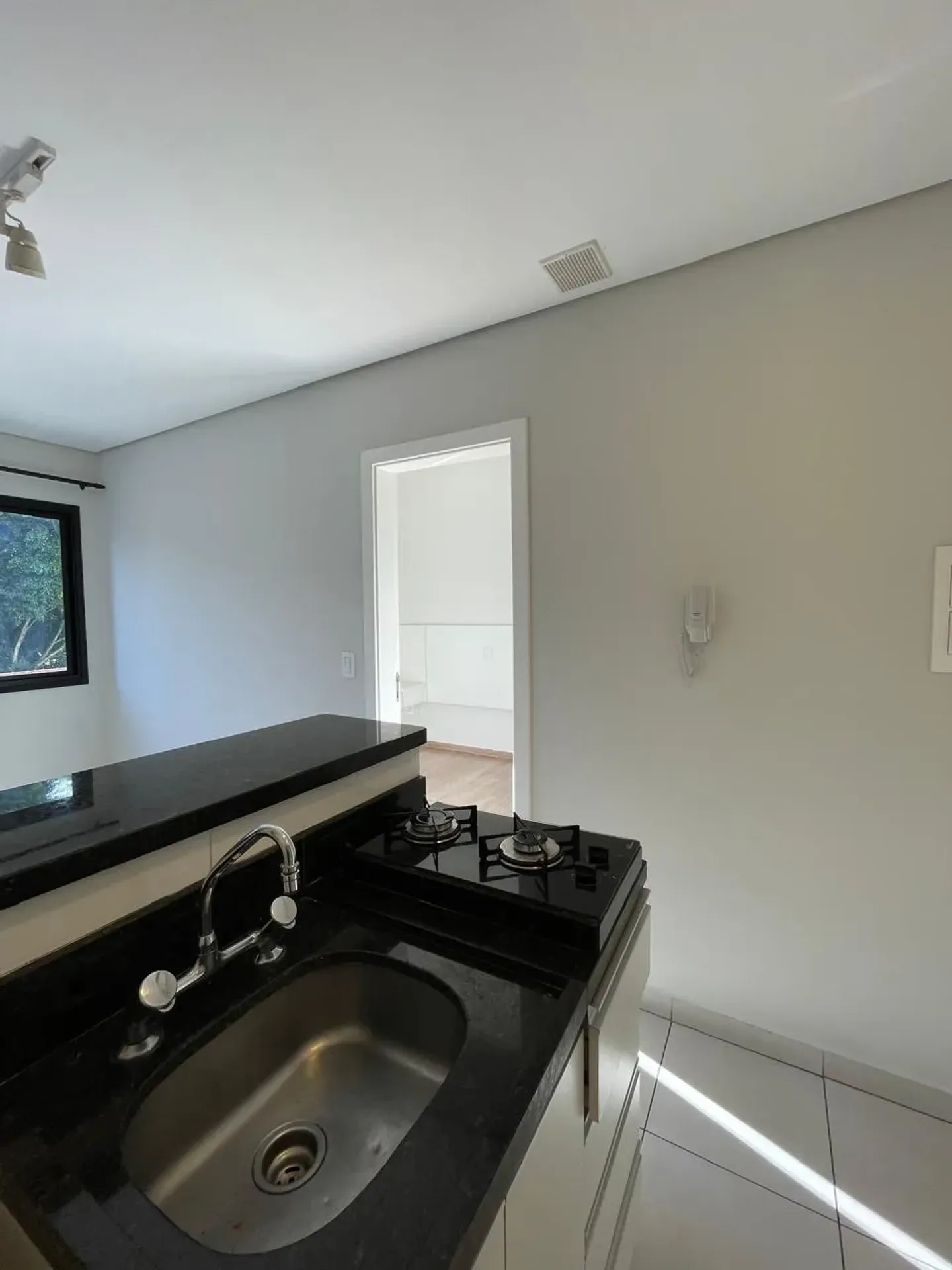 One-bedroom apartment with a dryer in Curitiba — photo 19