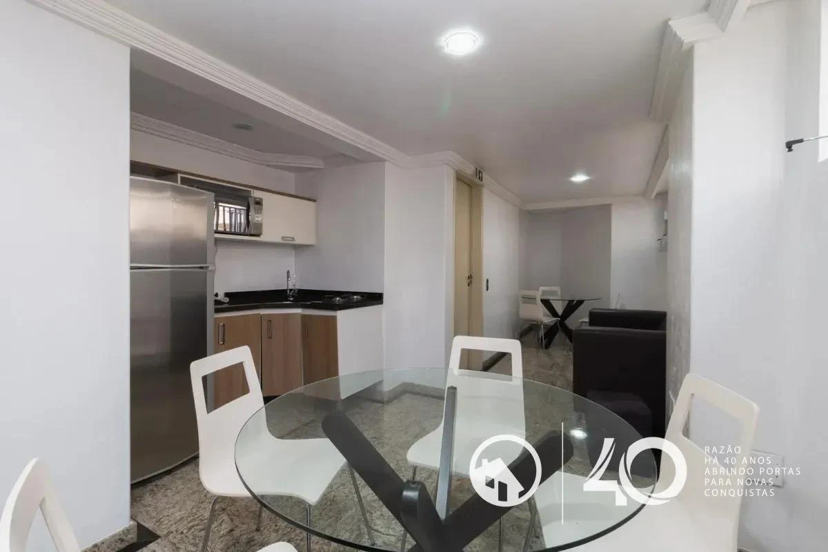 One-bedroom apartment with a washing machine in Curitiba — photo 16