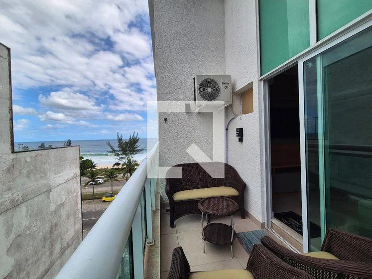 Water view in a 2-bedroom apartment, 70 m²