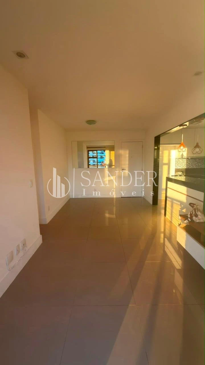 4-bedroom penthouse with an open-plan kitchen — photo 3