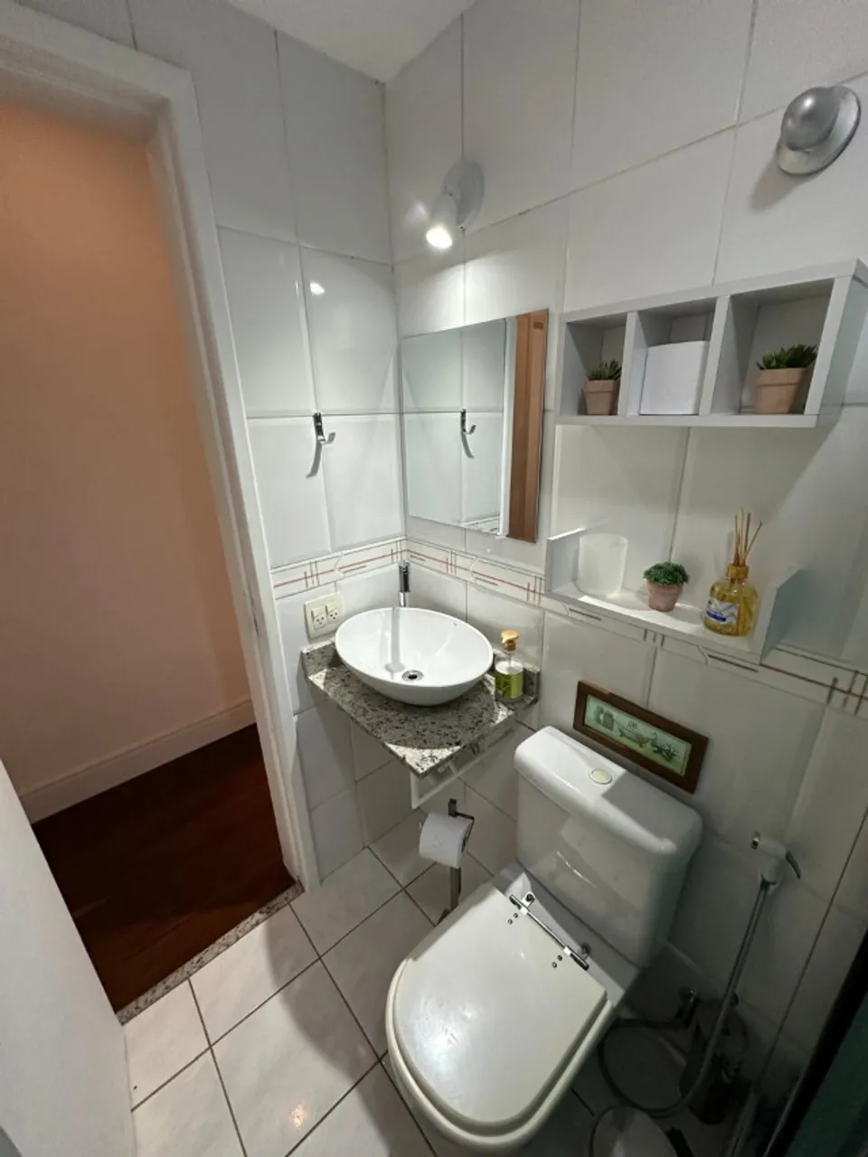 Furnished apartment, 131 m², with a glass-enclosed balcony — photo 19