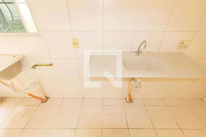 Rental apartment with 2 bedrooms, 1 bathroom, 43 m² — photo 23