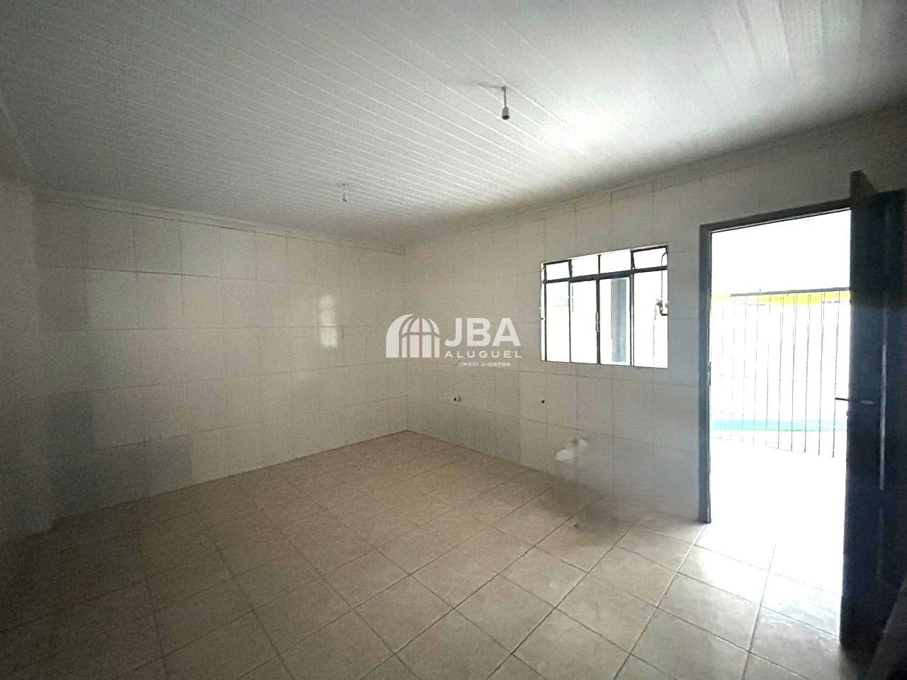 Garden in a 2-bedroom house, 72 m² — photo 9