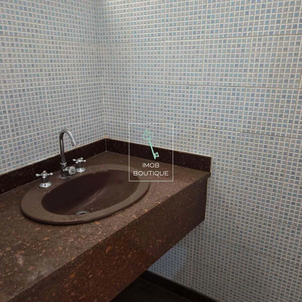 Duplex house with 5 bedrooms and laundry washing machine — photo 20