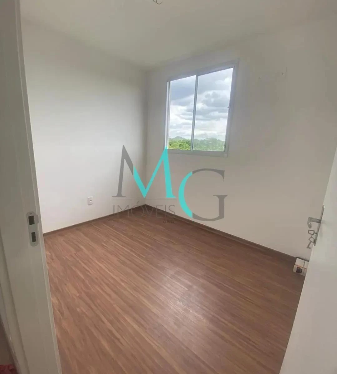 Apartment with 2 bedrooms and a separate fitted kitchen — photo 3
