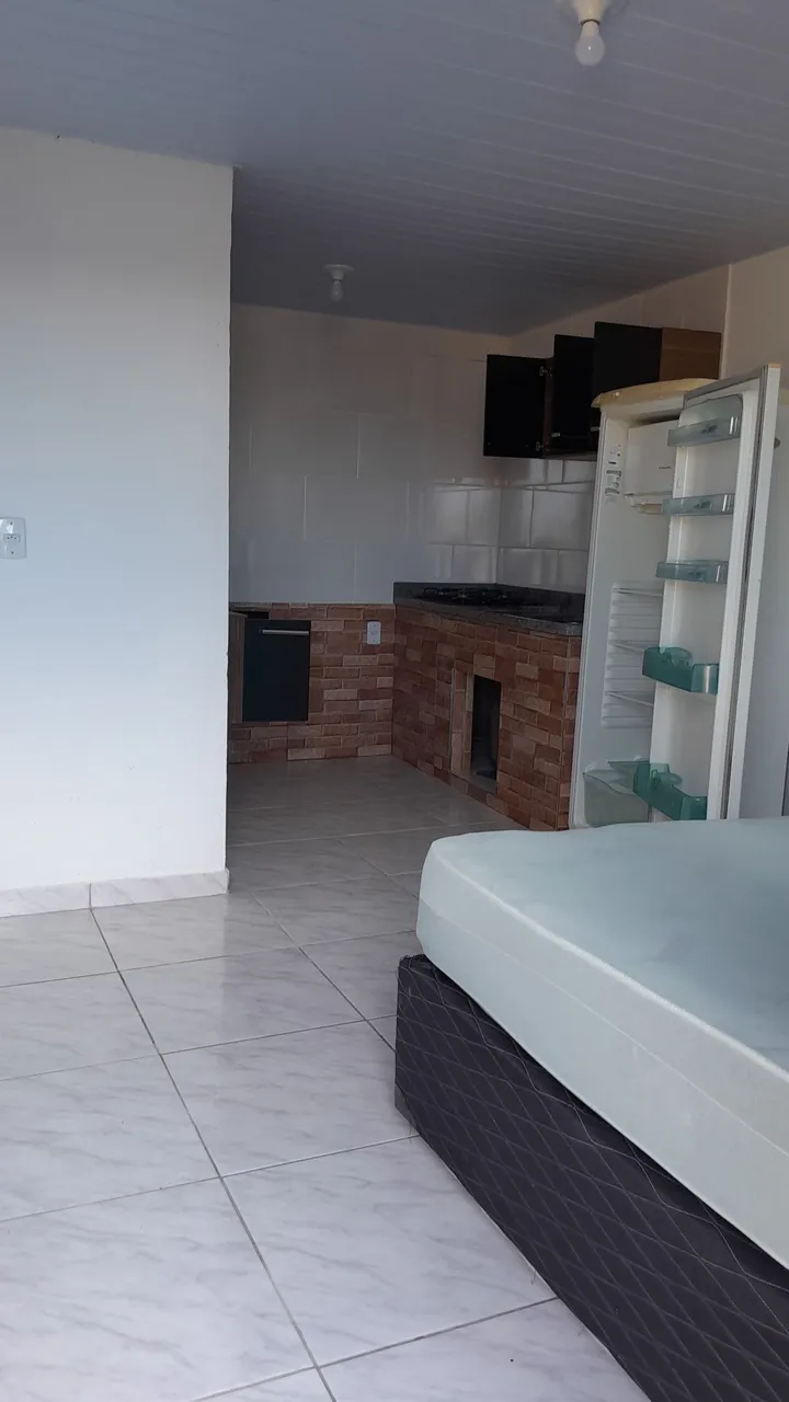 Studio-style kitnet with 1 bedroom and 1 bathroom